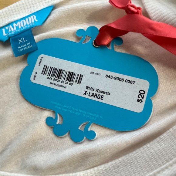 L'AMOUR WHITE SOFT EMBELISHED WITH RHINESTONES TEE NWT SIZE XL - Picture 4 of 4